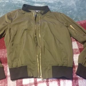 Green bomber jacket!size s